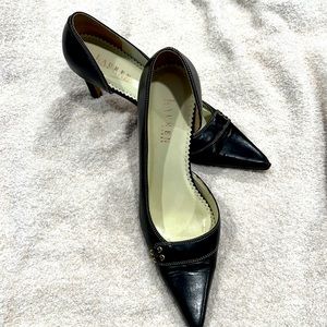 Lauren by Ralph Lauren Black Wm. Heels in Sz. 8.5